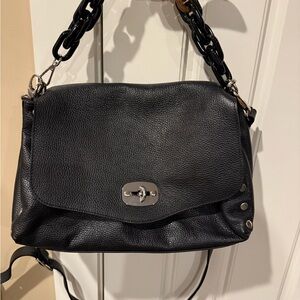 Elegant Black Leather Shoulder Bag